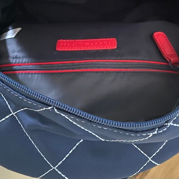NWT Tommy Hilfiger Quilted Backpack - Picture 5 of 7